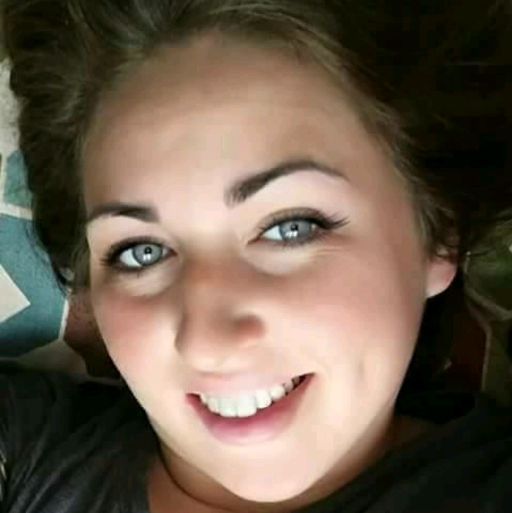 Meet your Posher, Breanna